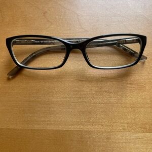 Burberry Classic Black Eyewear